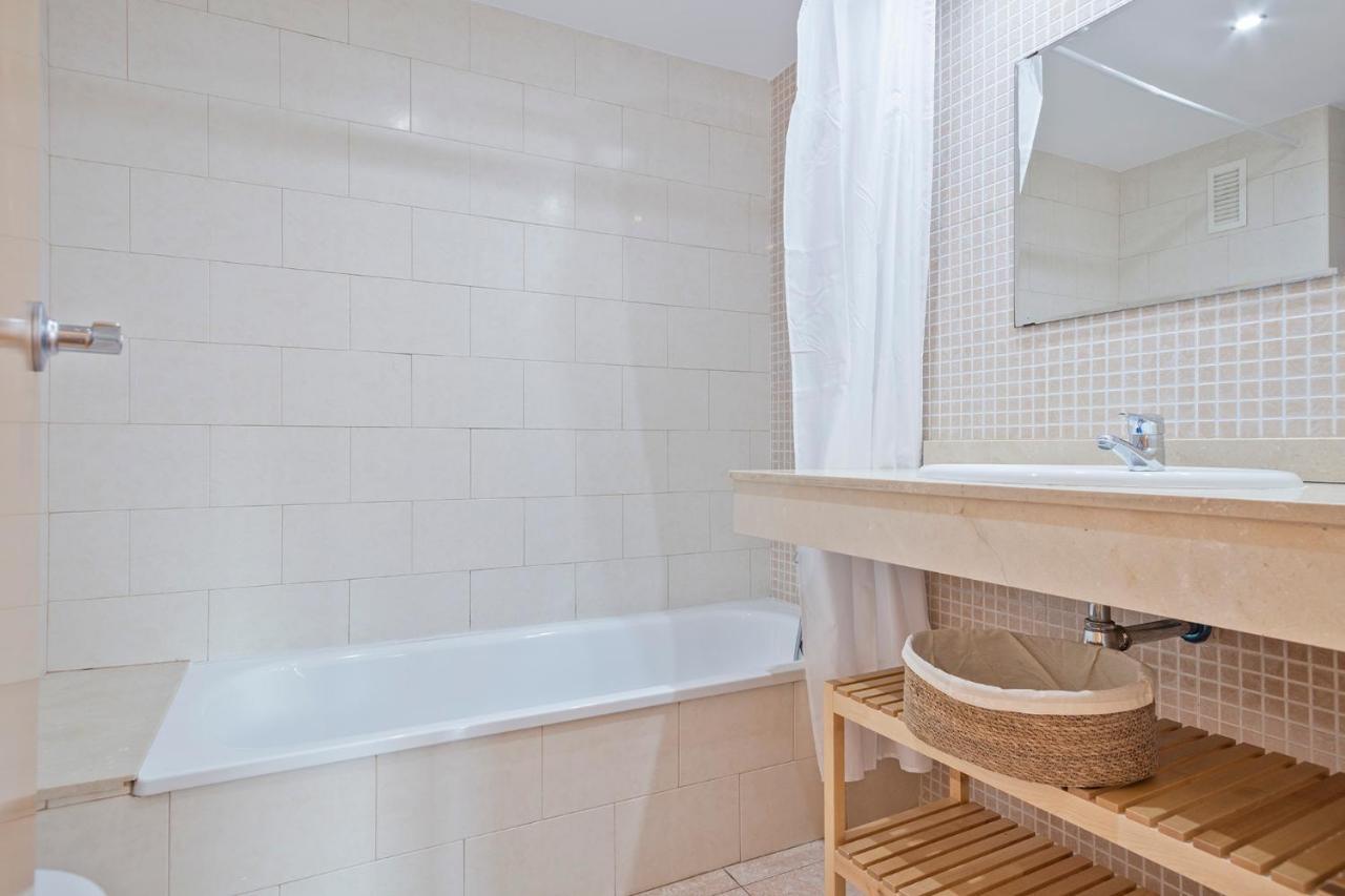 Appartement Alcam Rubí Extérieur photo
